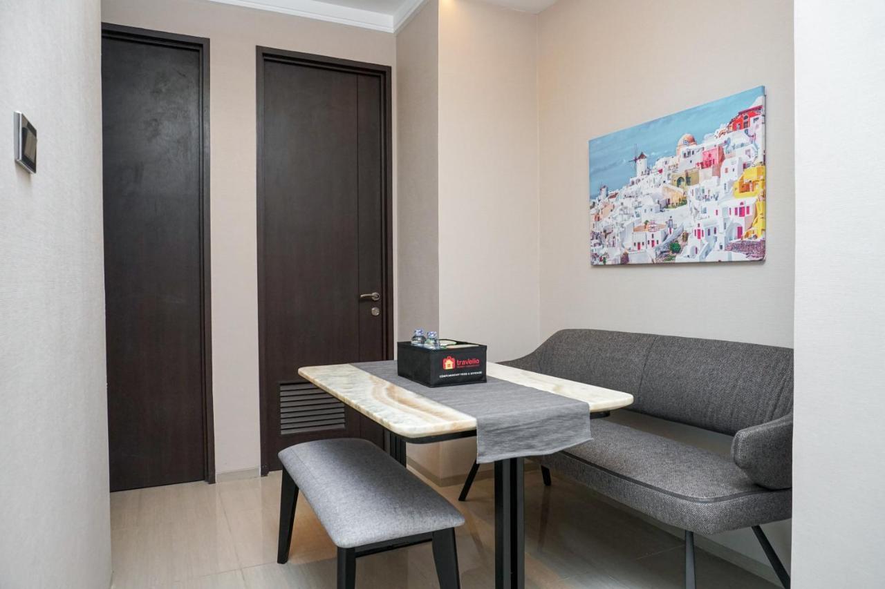 Apartment Minimalist And Cozy 2br Citralake By Travelio